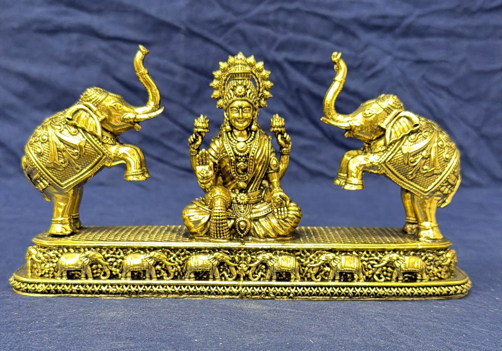 Gajalakshmi Idol - Brass (Style 1)